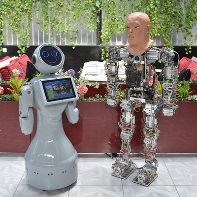 Konya’da üretilen insansı robota yüz eklendi!