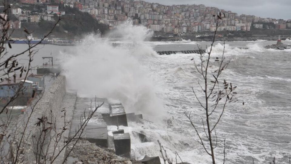 Meteoroloji'den şiddetli fırtına uyarısı