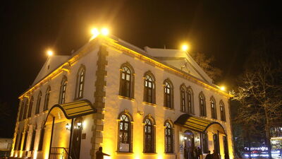 Camilerden siren ve ikaz uygulaması