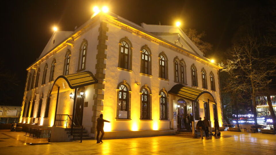 Camilerden siren ve ikaz uygulaması