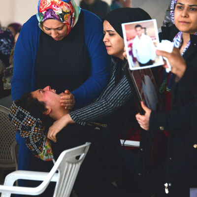 Kamp felaketle bitti: 'Ben hangisine yanayım'