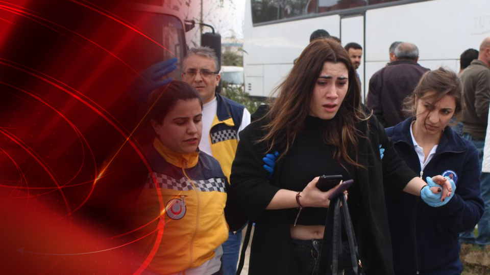 Masa Tenisi Şampiyonası'nda korkutan trafik kazası! Yaralılar var!