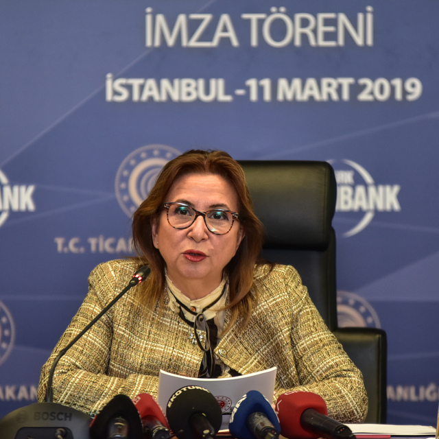 Bakan Pekcan: İhracatçı olunması için her türlü desteği veriyoruz
