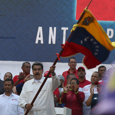 Venezuela'dan ABD'li diplomatlara 72 saat süre!