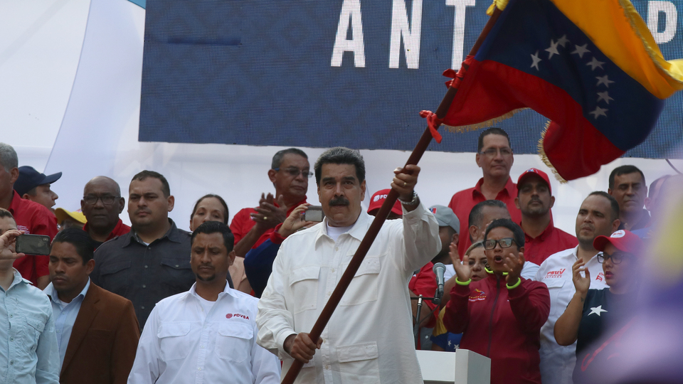 Venezuela'dan ABD'li diplomatlara 72 saat süre!