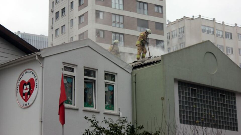 Kadıköy'de anaokulunda yangın paniği