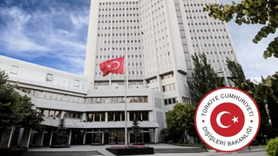 Karlsruhe Başkonsolosluğu Türk Uyruklu sözleşmeli sekreter alım ilanı!