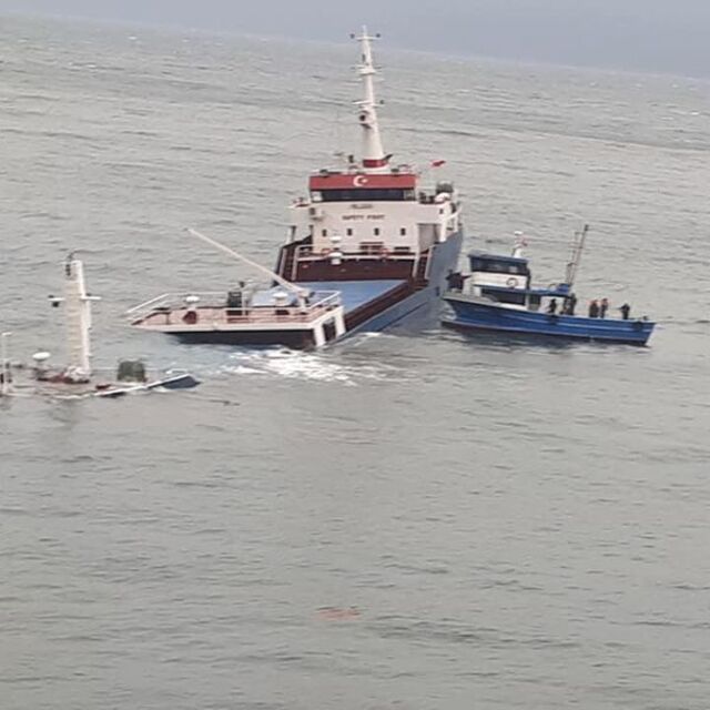 Marmara'da kuru yük gemisi battı