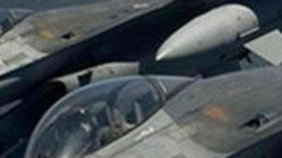 Irak'ın kuzeyine hava harekatı