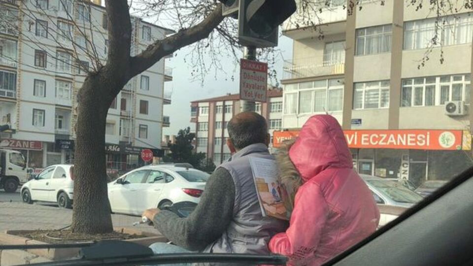 Kitap aşkının böylesi!