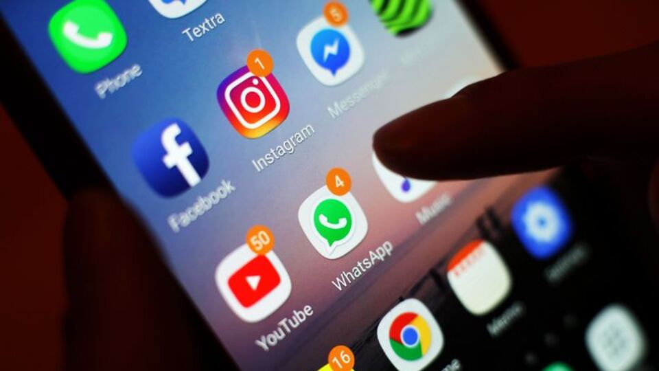 WhatsApp, İnstagram ve Facebook neden çöktü?