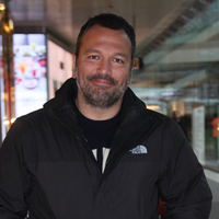 Ali Sunal'a yoğun ilgi