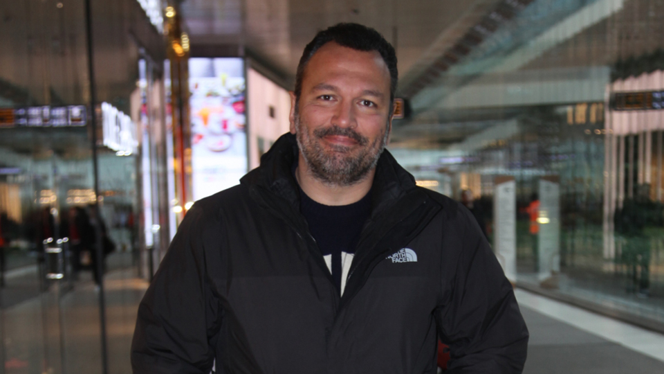 Ali Sunal'a yoğun ilgi