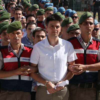 "F16'larla Ankara'yı mı geziyordunuz?"