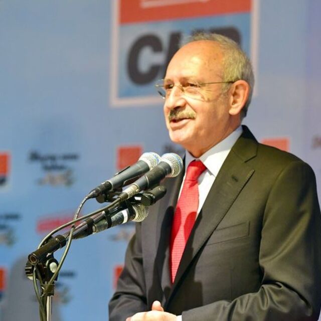 Kılıçdaroğlu Esenyurt'ta STK temsilcilerine seslendi
