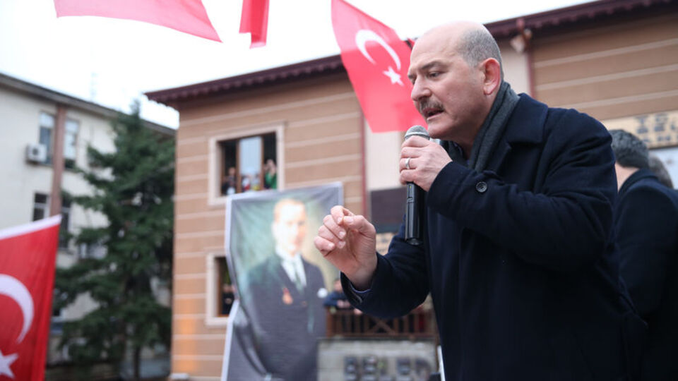 "Akşener, Çiller ve Bahçeli'ye ihanet etti"