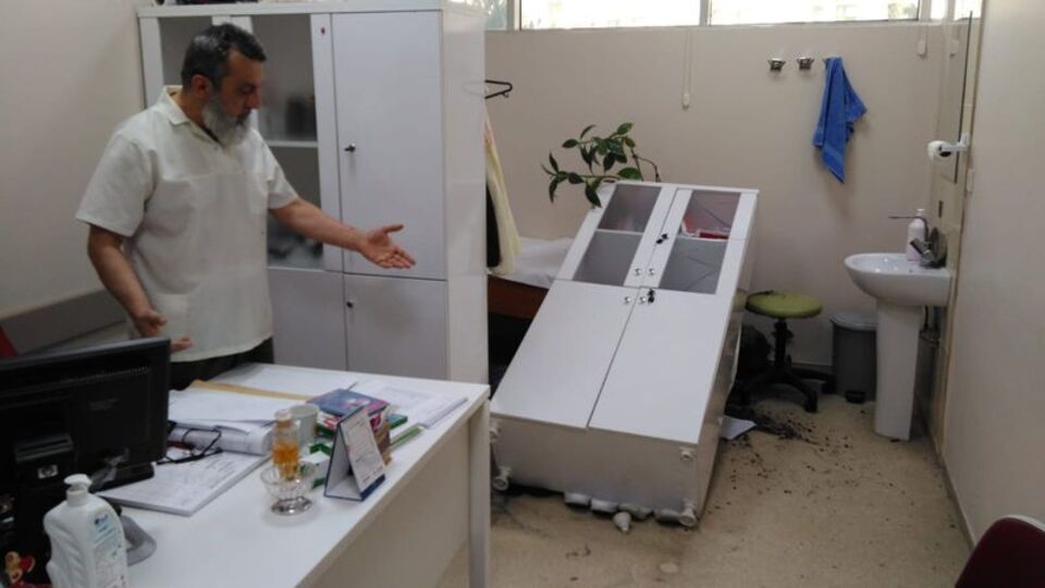 Eczacının eşi doktoru darp etti!