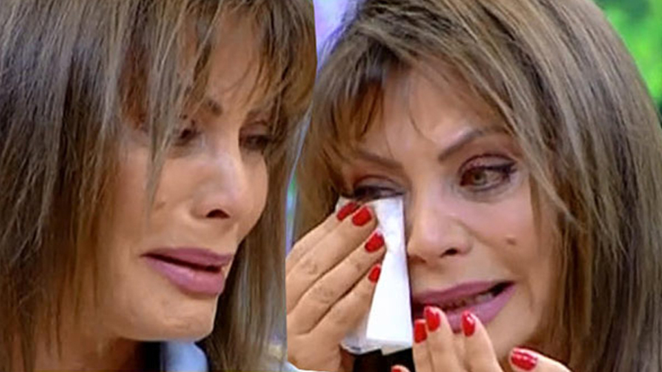 Canlı yayında gözyaşlarına boğuldu