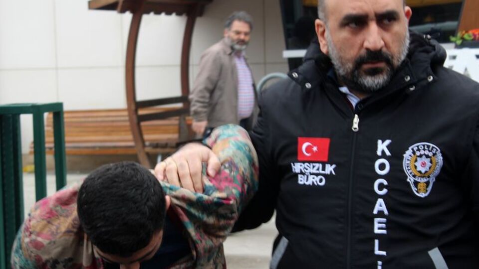 "Maskeli Beşler" çetesi çökertildi