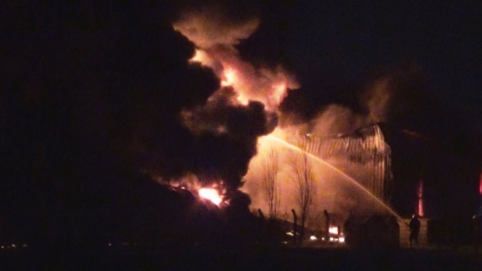 Korkutan yangın! İtfaiye ekipleri sevk edildi