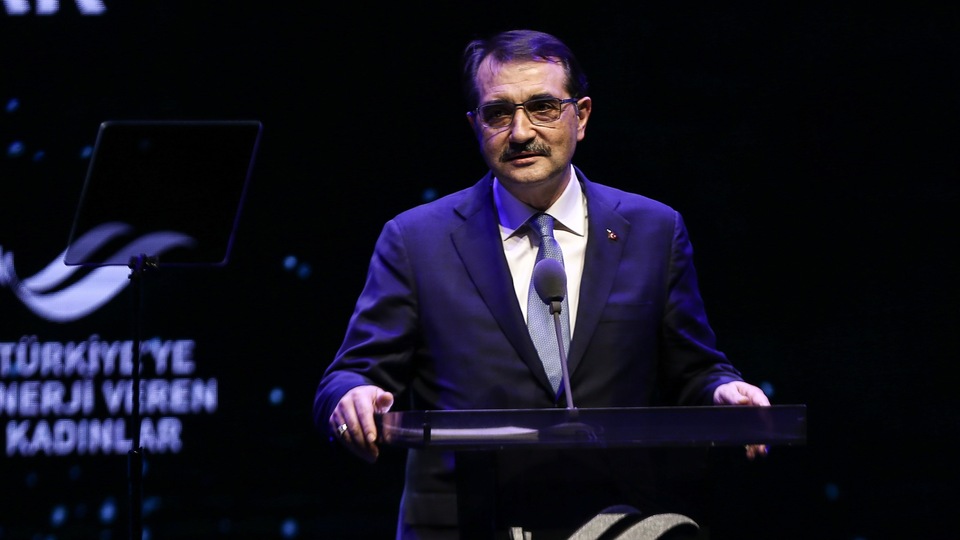 "Türkiye enerjinin ticaret merkezi olma yolunda"
