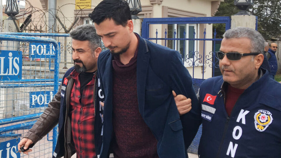 Amcasını çamurla boğarak öldürdü