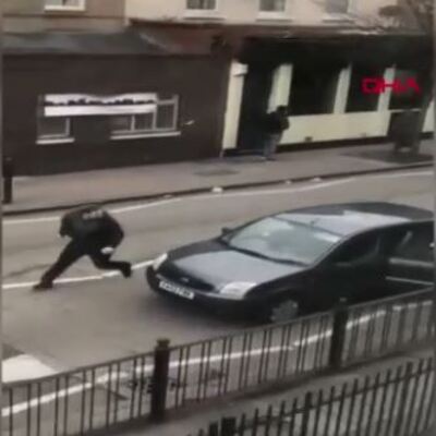 Londra'da Müslüman gruba ırkçı saldırı