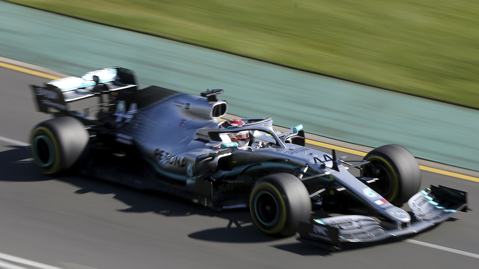 Avusturalya'da "pole" Hamilton'un