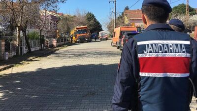 Silivri'de defineciler göçük altında!