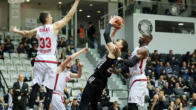 Beşiktaş, Gaziantep'e kaybetti