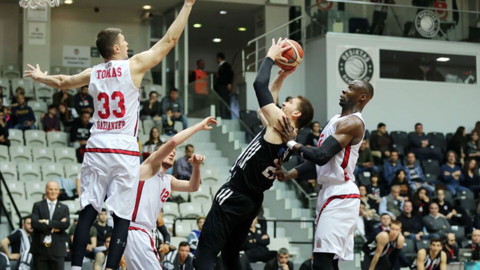 Beşiktaş, Gaziantep'e kaybetti