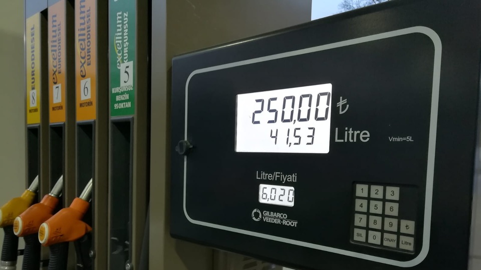 Gözler benzin fiyatlarında