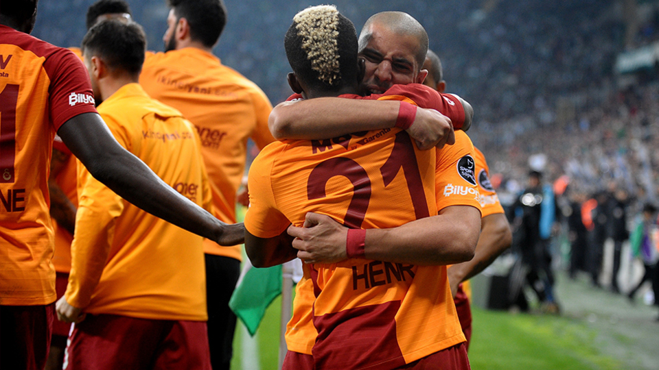 Geri dönüşlerin Aslan'ı!