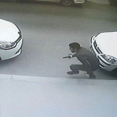 Esenyurt'ta silahlı saldırı dehşeti!