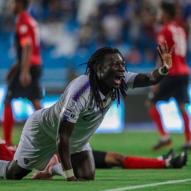 Gomis'ten Fener ve Beşiktaş'a gönderme