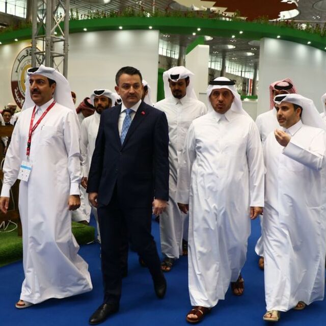 Bakan Pakdemirli Katar'da
