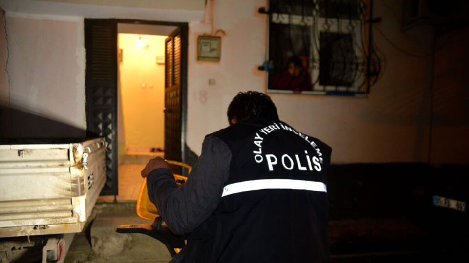 Kardeşinin katili oldu!