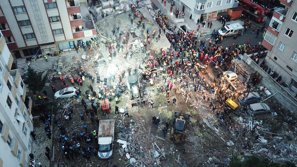 TOKİ'den Kartal'da çöken binaya yeni plan