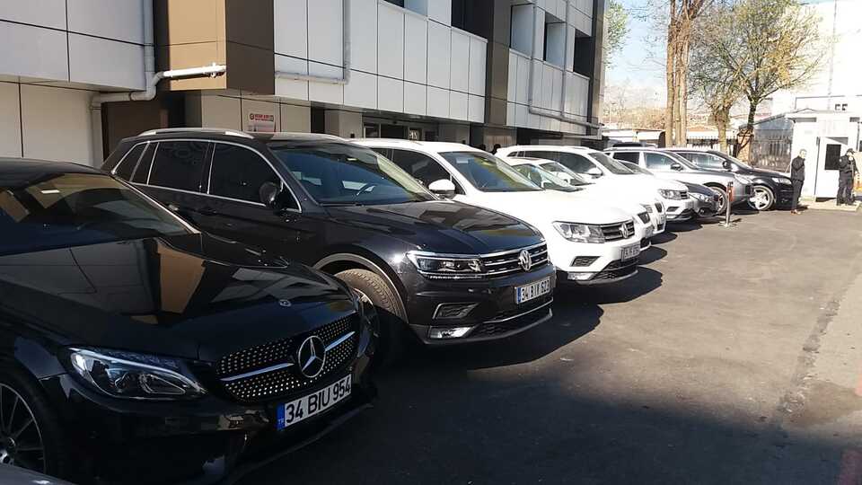 Polisi şok eden lüks yaşam! Çete paraya para dememiş