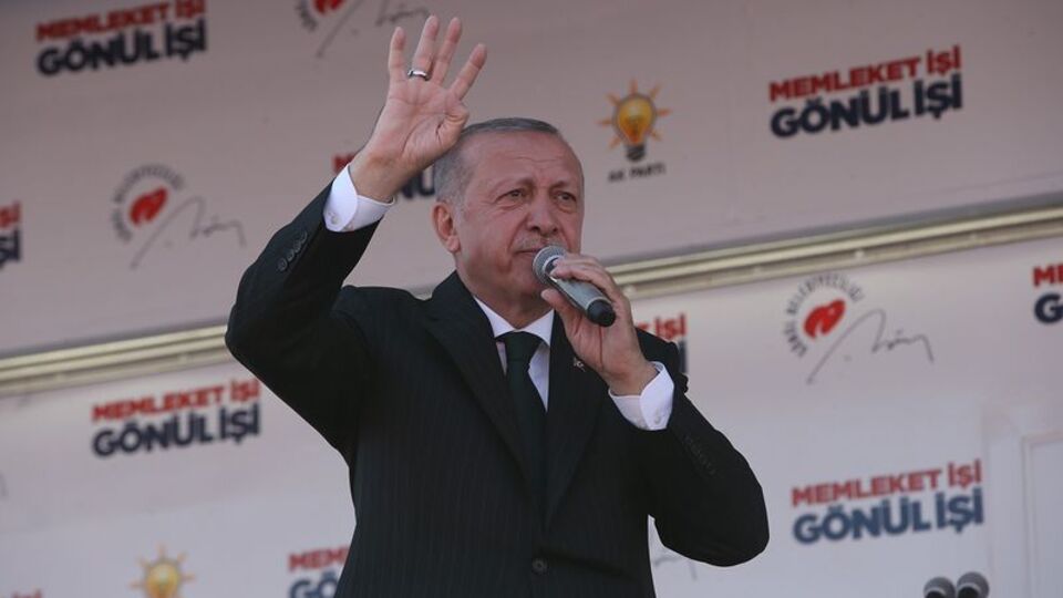 'İmralı'daki caniye özgürlük isteyenleri listeye koydular'