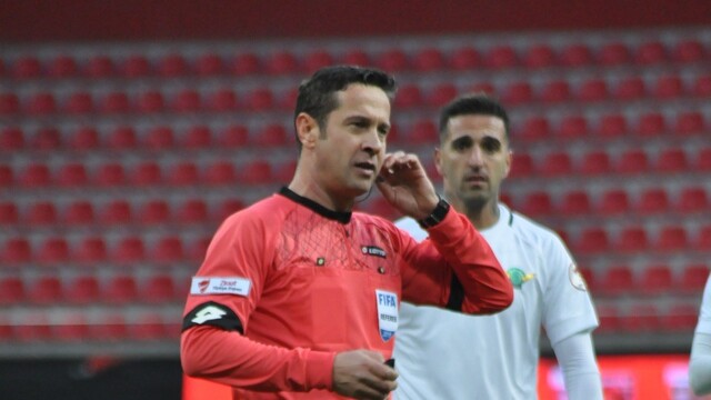 UEFA'dan Türk hakemlere görev