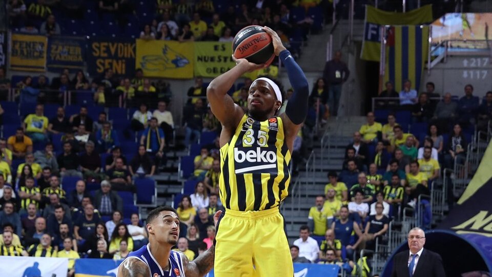 Fenerbahçe evinde silindir gibi!