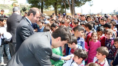 450 çocuğa Beşiktaş forması giydirildi
