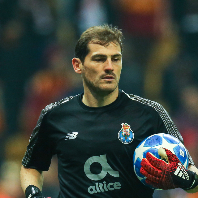Porto, Casillas'ın sözleşmesini uzattı