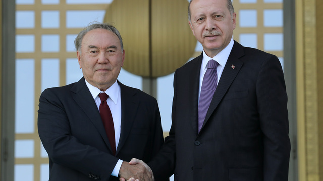 Cumhurbaşkanı Erdoğan Nazarbayev ile görüştü!