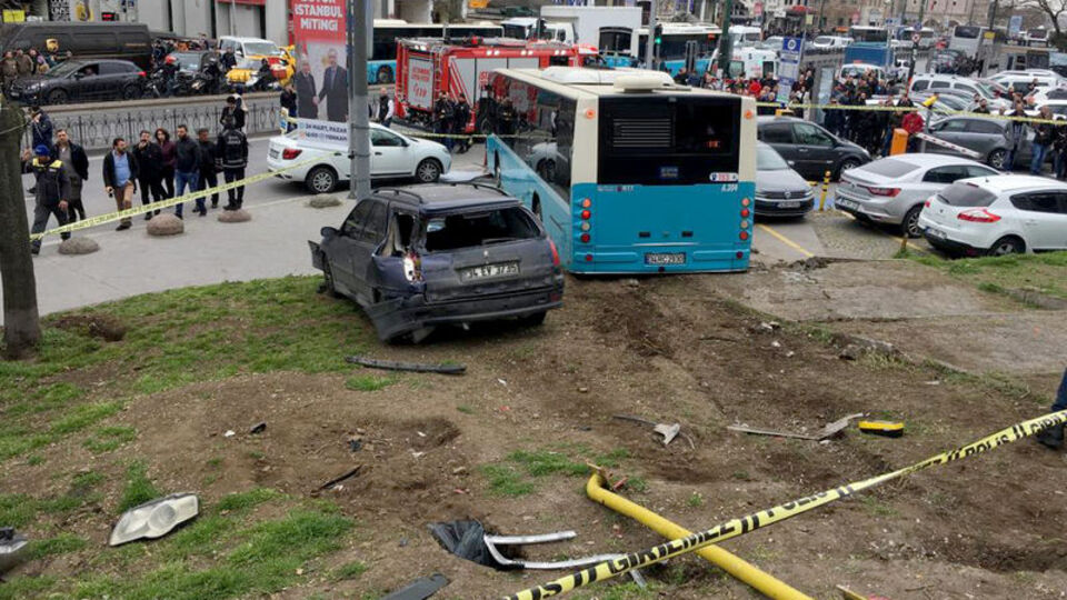 "İnsanları eze eze yukarı çıkıyordu"