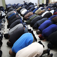 İslamofobi İngiltere'de! 4 camiye saldırı!