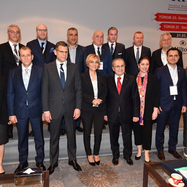 Eresin TÜROB'un ilk kadın başkanı oldu