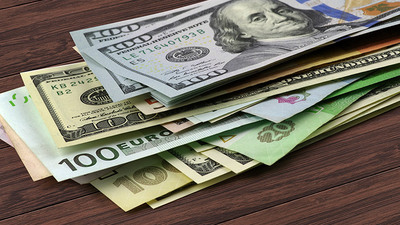 Dolar kaybını geri aldı