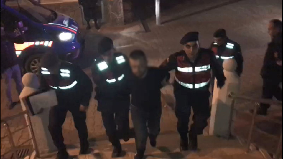 Firari suç makinesi, yakayı ele verdi